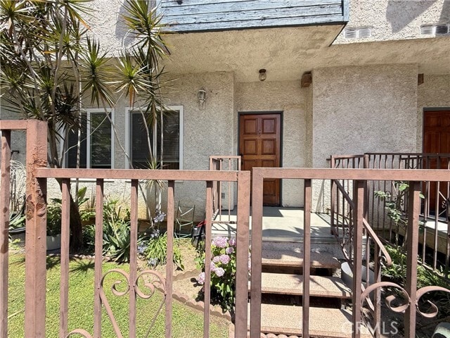 Photo - 309 California St