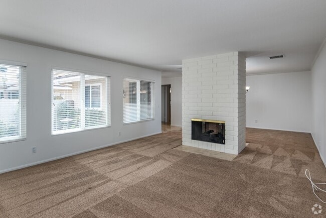 Building Photo - In the heart of Westlake Village this sing... Rental