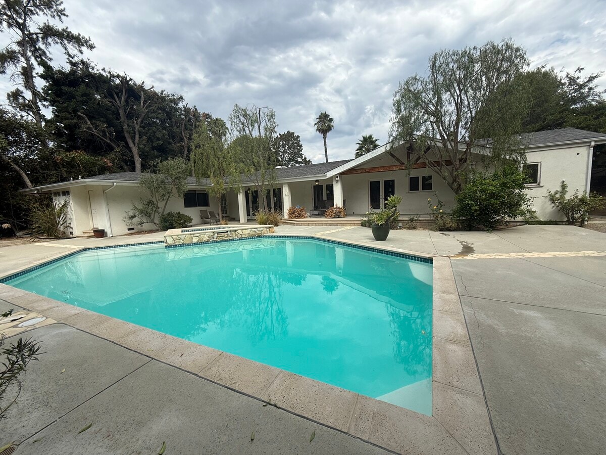 Photo - 16248 Darcia Pl House