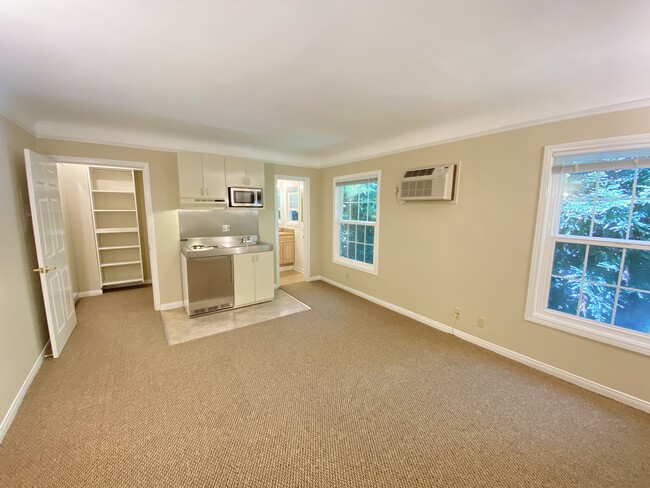 Photo - 209 S Hamilton Dr Unit 209