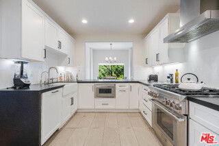 Photo - 1666 Michael Ln