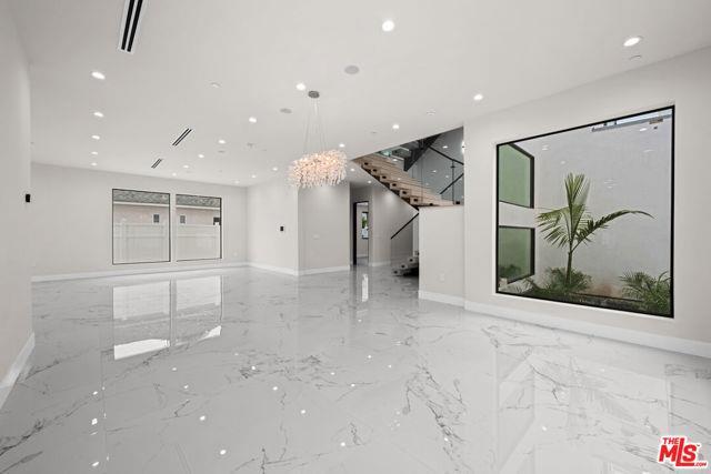 Photo - 1439 Edris Dr House
