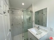 Photo - 1438 S Barrington Ave Unit 1