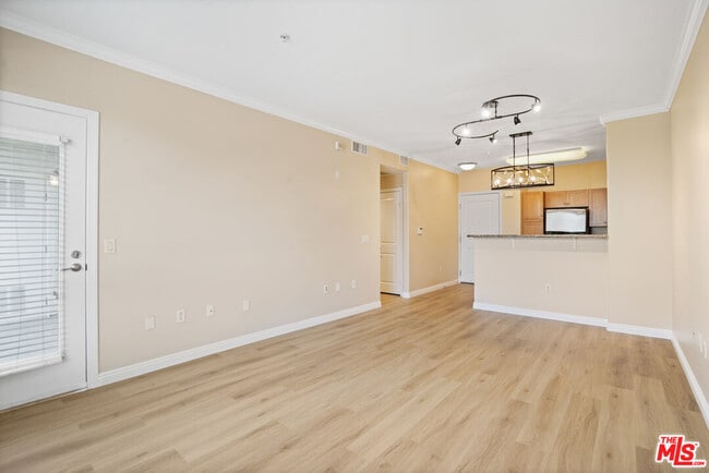 Photo - 100 S Alameda St Unit 308