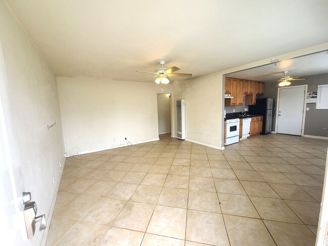 Photo - 424-26 Delaware st Unit 424