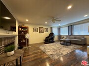 Photo - 9558 Swinton Ave