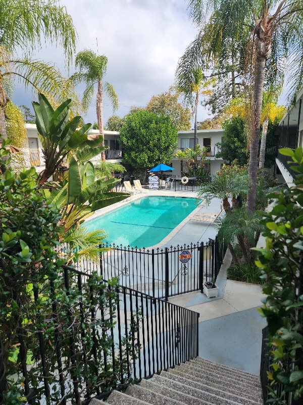 Building Photo - 820 S Rosemead Blvd Rental