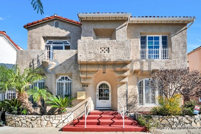 Building Photo - 2818 S Bronson Ave