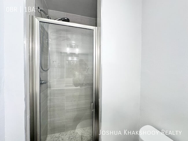Photo - 752 Hayworth Ave Unit 21