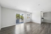 2BR, 1BA - 900SF - Living Room - 4603 E 118th St.