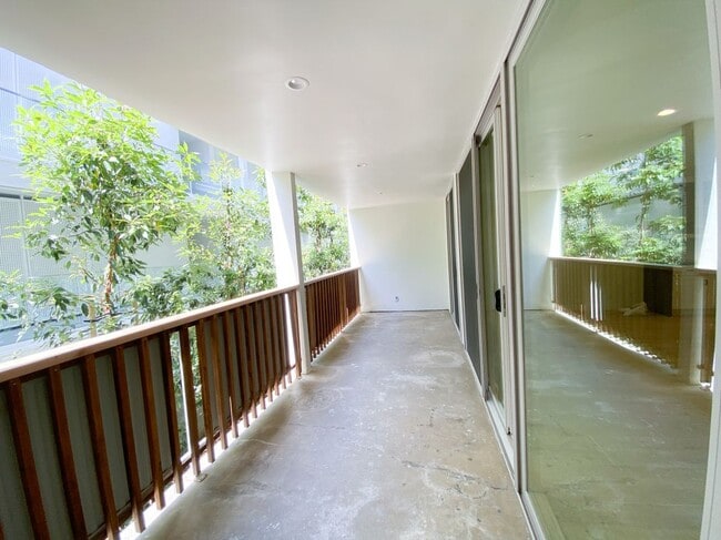 Photo - 848 Kings Rd