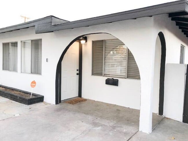 Building Photo - 416 Lightcap St