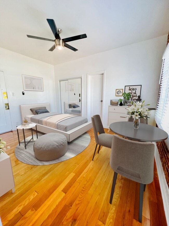 Photo - Chateau Los Feliz