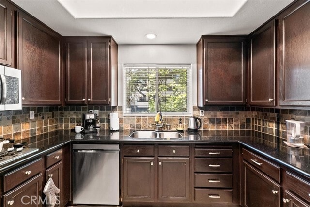 Photo - 703 Locust St