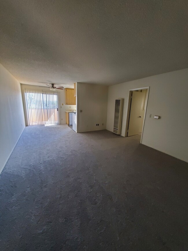 Photo - Mariposa Apartments