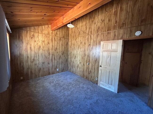 Photo - Moonridge 2 Bedroom with laundry room