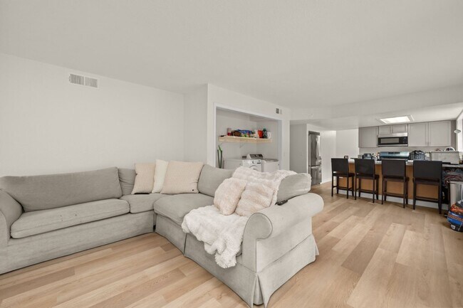 Photo - Spacious lot with no back house!