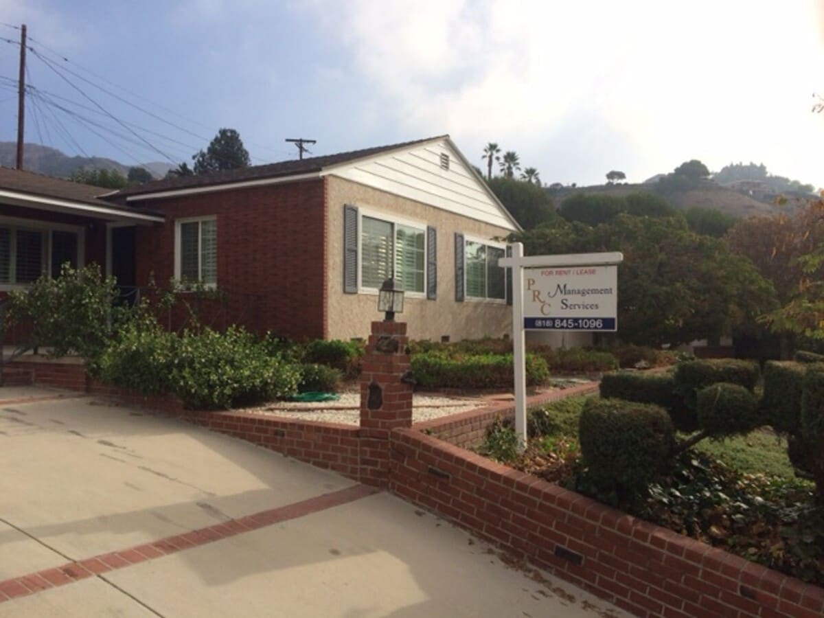 Coming Soon - Beautiful Burbank Home - Coming Soon - Beautiful Burbank Home