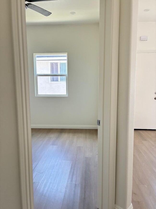 Photo - LA9521 Unit 9521 1/4