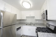 2 BR, 2 BA - 925 SF - Campus Village Apartments