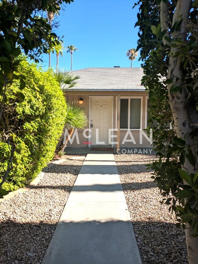 Sunny Dunes - Sunny Dunes Apartment Unit A