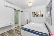 Photo - 2922 S Budlong Ave Apartment Unit 6