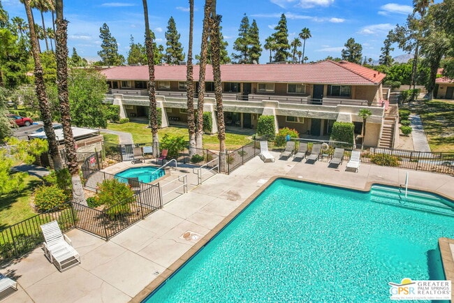 Building Photo - 575 N Villa Ct Unit 204