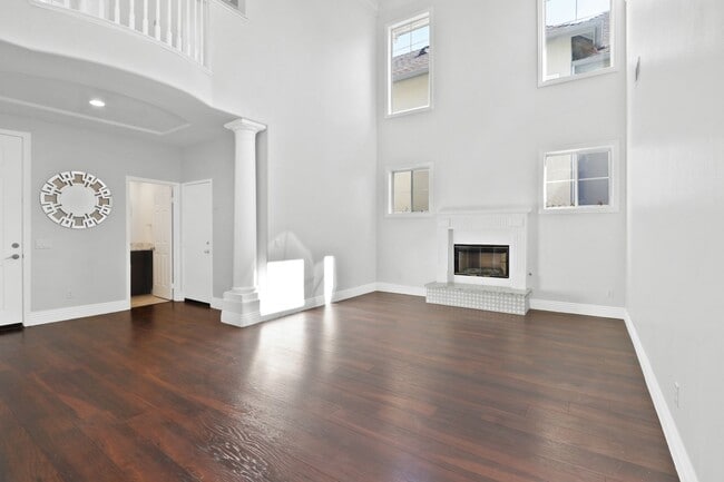 Photo - Spacious 3 Bedroom 3 Bath Available Now!