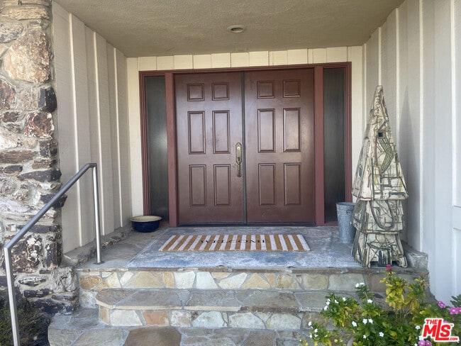Photo - 2027 Westridge Rd