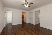 Photo - 5421 S Gramercy Pl Apartment Unit 5421