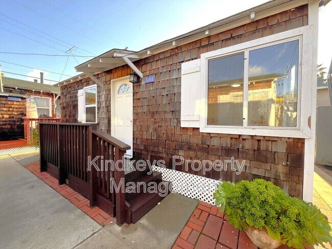Photo - 5044 Muir Ave