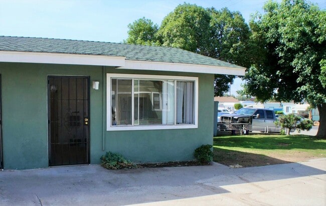 Studio West of PCH! - Studio West of PCH! Apartment Unit 7