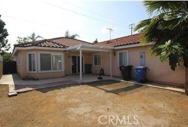Photo - 15504 Studebaker Rd House