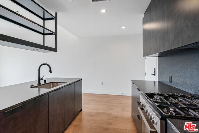 Photo - 10700 Tabor St Unit 524