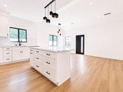 Photo - 818 N Genesee Ave