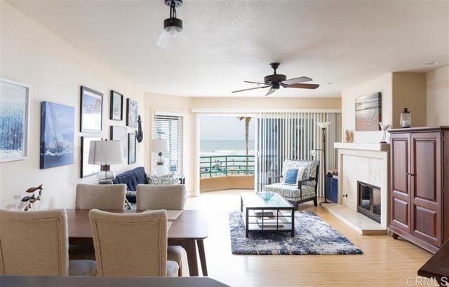 Photo - 400 The Strand N