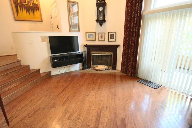 Photo - 7130 Calabria Ct
