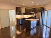 Photo - 1119 Poinsettia Dr