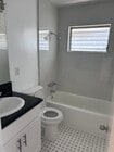 Photo - 1544 N Fuller Ave Unit 2