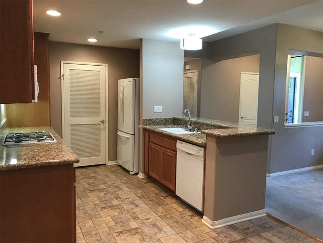 Photo - 134 Via Sovana Via