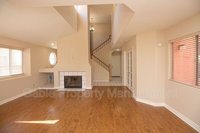 Photo - 25804 Dickens Ct