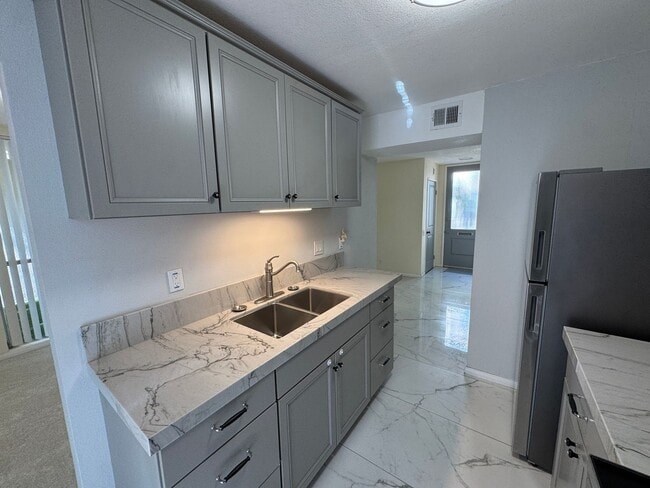 Photo - 2 Bedroom 1st Level Condo - SDSU AREA