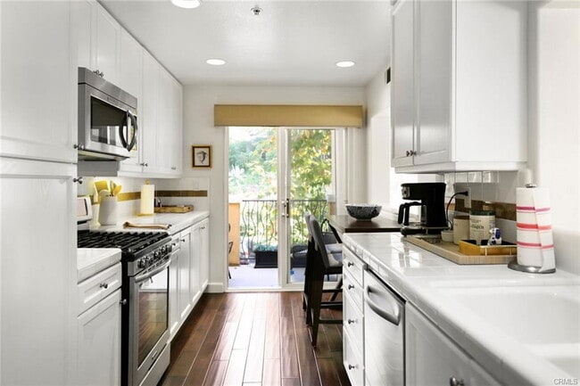 Photo - 4 Firenze Ct