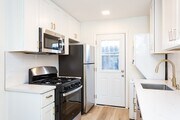 Photo - COMING SOON!! Amazing Renovated 1-BR Apartment Unit ... Unit 7621