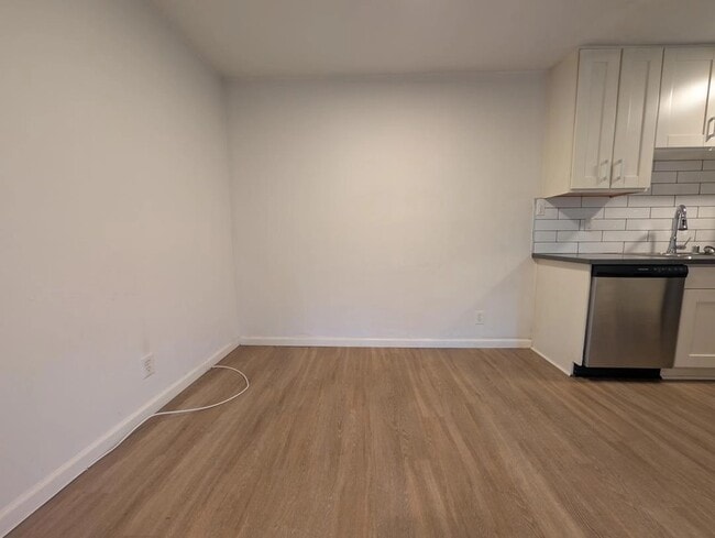 Photo - 6142 Eleanor Ave Unit 1