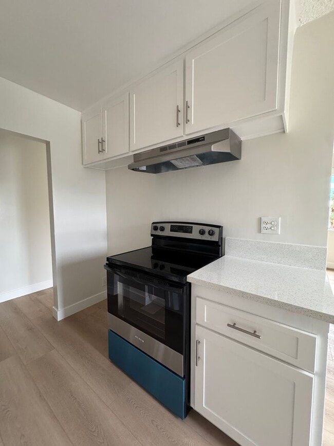 Photo - 351 Plymouth St