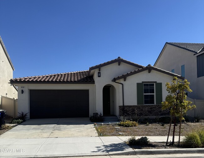 Building Photo - 18134 Outlook Wy