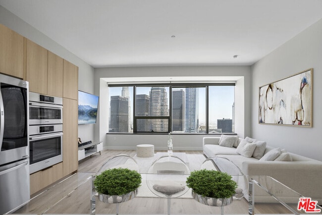 Photo - 1100 Wilshire Blvd Condo Unit 2908