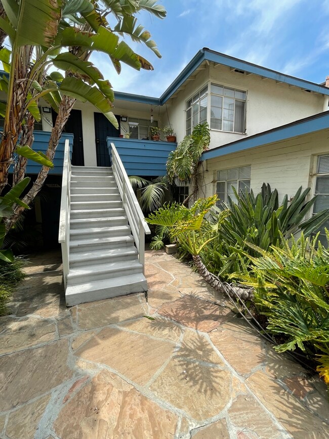 Building Photo - 11344 National Blvd Unit B