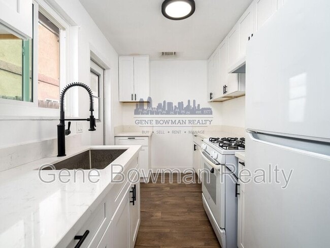 Photo - 106 Madison Ave